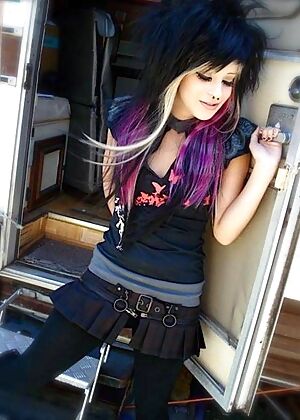 Amateur Emo Girls #8 of 12