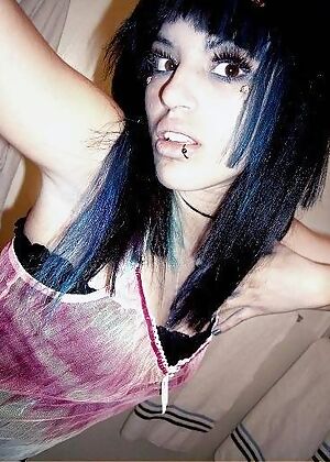 Amateur Emo Girls #9 of 12