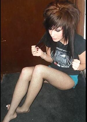 Amateur Emo Girls #10 of 12