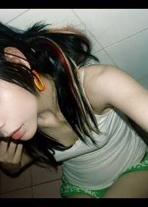 Amateur Emo Girls #11 of 12