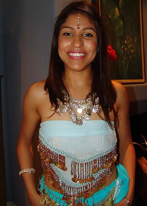 Indian Porn Queens #1 of 16