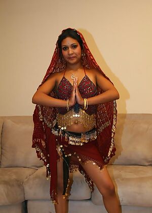 Indian Porn Queens #1 of 15