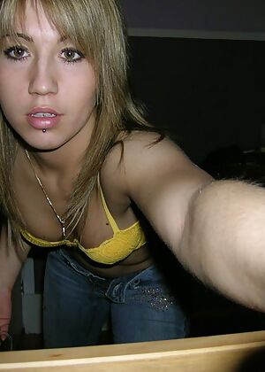 Amateur Emo Girls #2 of 12
