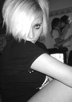 Amateur Emo Girls #1 of 12