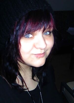 Amateur Emo Girls #7 of 12
