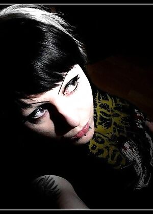 Amateur Emo Girls #7 of 12