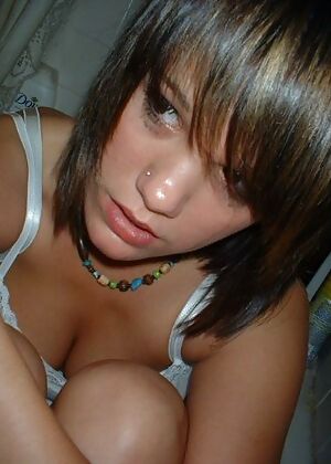 Amateur Emo Girls #11 of 12