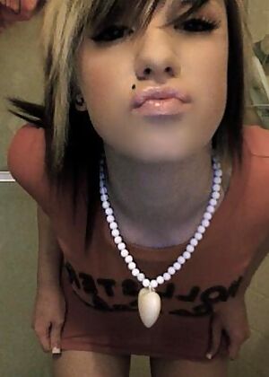 Amateur Emo Girls #6 of 12