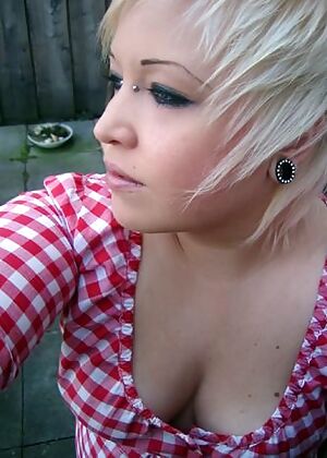 Amateur Emo Girls #12 of 12