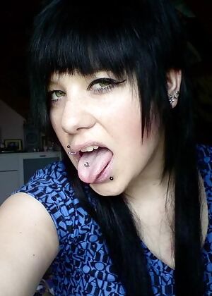 Amateur Emo Girls #8 of 12