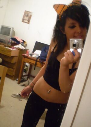 Amateur Emo Girls #6 of 12