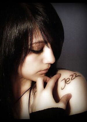 Amateur Emo Girls #5 of 12