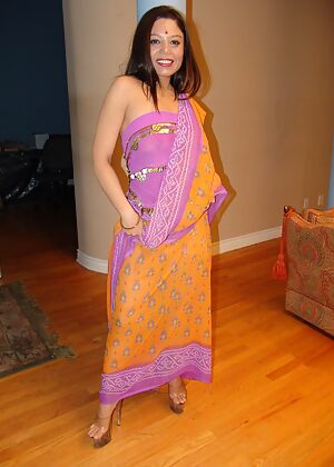 Indian Porn Queens #2 of 15