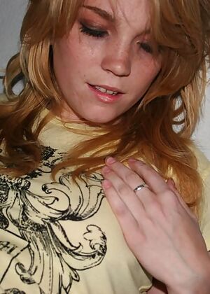 Amateur Emo Girls #1 of 12