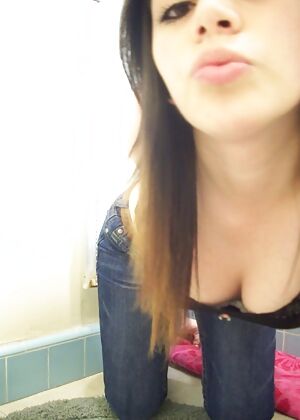 Amateur Emo Girls #4 of 12