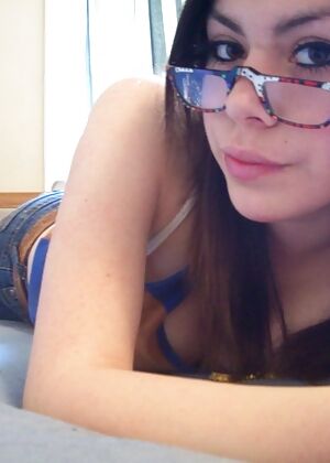 Amateur Emo Girls #6 of 12
