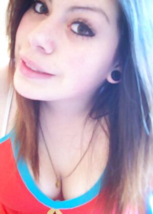Amateur Emo Girls #9 of 12
